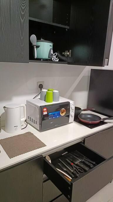 Cozy Flexus Signature 4 Guests Pool Nflix Hbo Kuala Lumpur Exterior photo